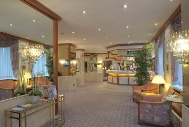 Hotellobby, Quelle: Ringhotel Loew `s Merkur