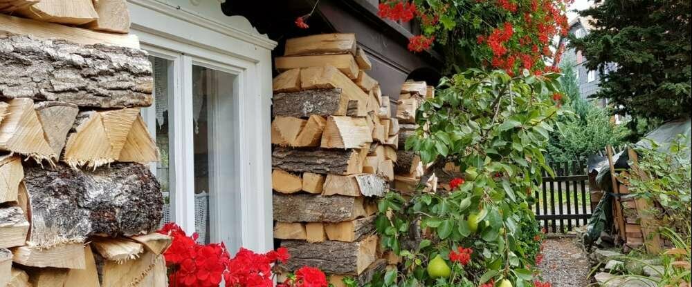 Umgebindehaus im Dorf