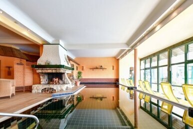 Innenpool, Quelle: Wellnesshotel Christinenhof & Spa