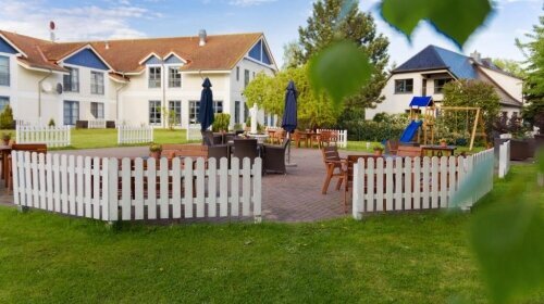 Inselhotel Poel  - Hotel-Außenansicht