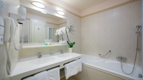 Interhotel Central - Badezimmer