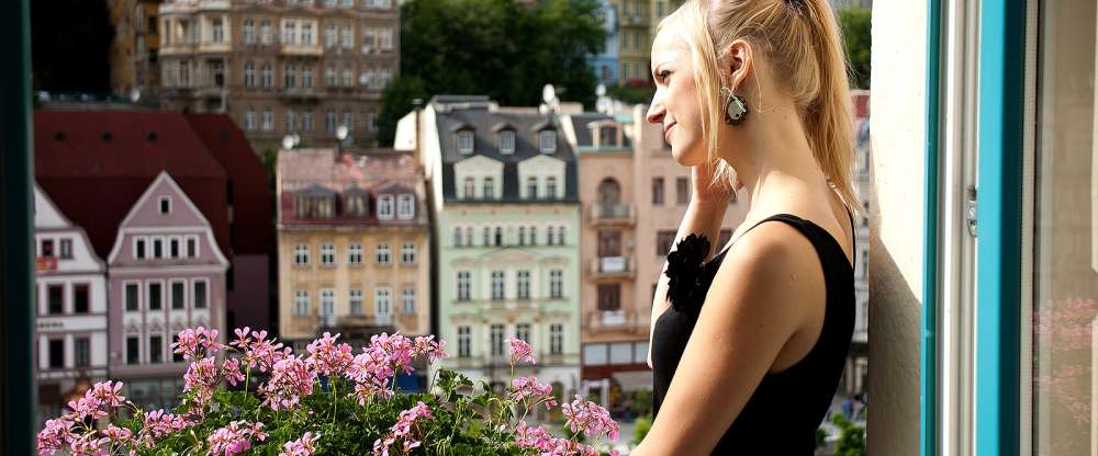 Interhotel Central - Hotel-Außenansicht