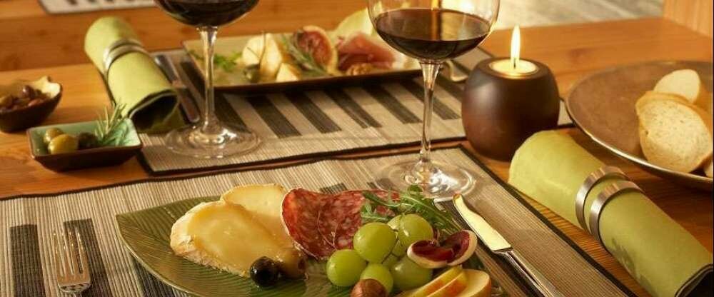 Jause in der Weinbar