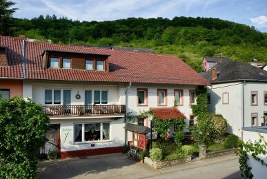 Johannishof Wein-Café & Gästehaus - Hotel-Außenansicht, Quelle: Johannishof Wein-Café & Gästehaus