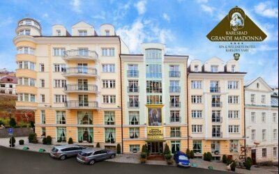 Karlsbad Grande Madonna Spa & Wellness Hotel - Hotel-Außenansicht