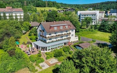 KIShotel am Kurpark - Hotel-Außenansicht
