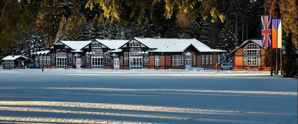 Golfklub in der Nähe ( 100M)