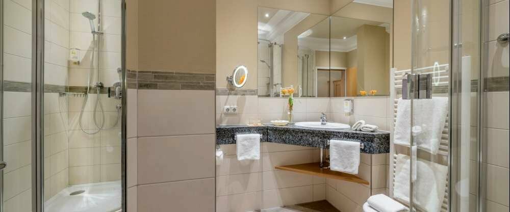 Badezimmer Granit Komfort DZ