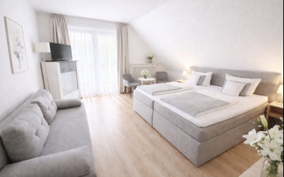 Das Komfort Doppelzimmer bietet modernen Komfort und gemütliche Atmosphäre.