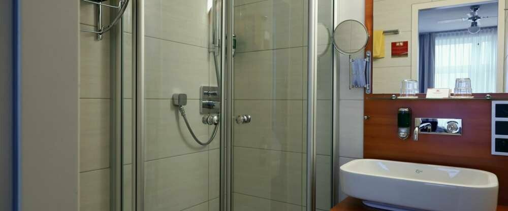 Konsum Berghotel Oberhof - Badezimmer