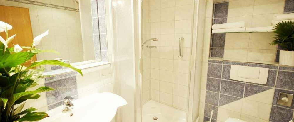 Kreuz-Post Hotel-Restaurant-Spa - Badezimmer