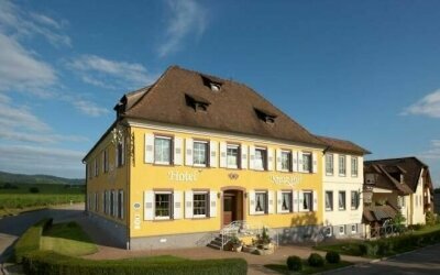 Kreuz-Post Hotel-Restaurant-Spa - Hotel-Außenansicht