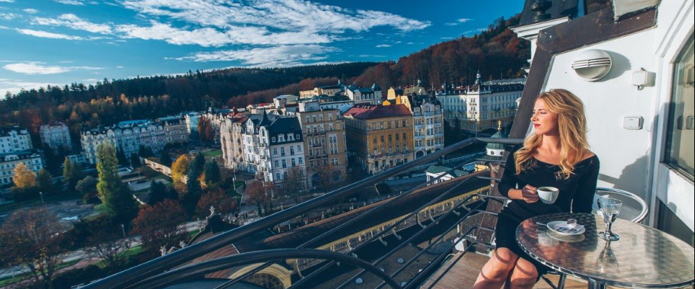 Kriváň**** - Terrasse/Außenbereich