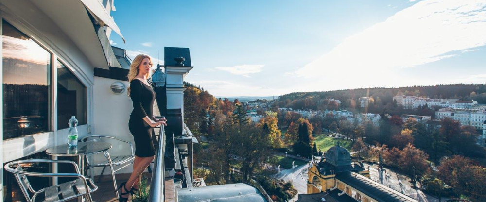 Kriváň**** - Terrasse/Außenbereich