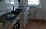 vollausgestattet mit Herd, Backofen, Geschirrspüler, Waschmaschine, Bügeltisch, Kaffeemaschine, Kühlschrank
Essbereich für 3 Personen, Abstellraum