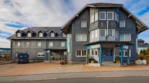 Kurhotel Auerhahn - Hotel-Außenansicht