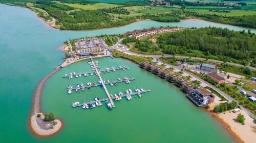 LAGOVIDA Ferienresort am Störmthaler See - Hotel-Außenansicht