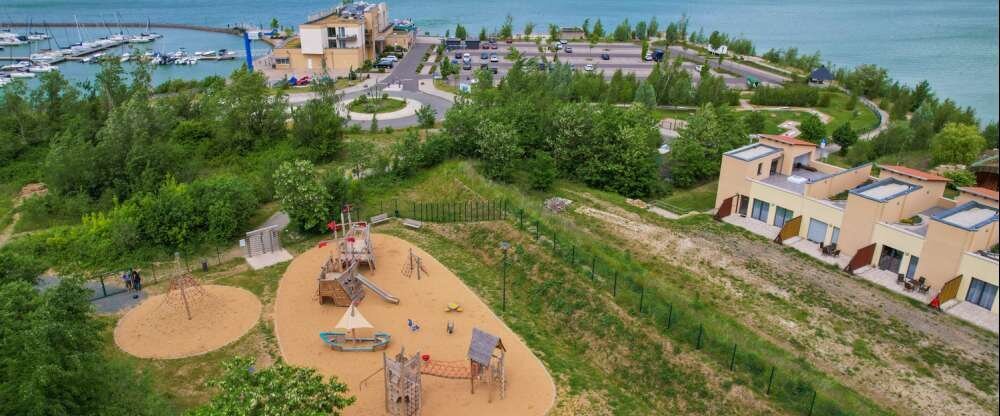 LAGOVIDA Ferienresort am Störmthaler See - Hotel-Außenansicht