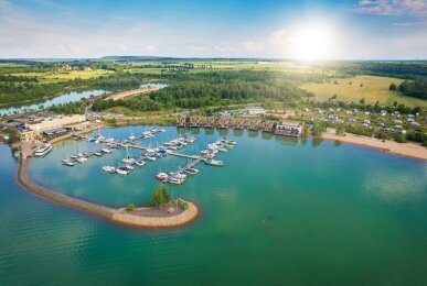 LAGOVIDA Ferienresort am Störmthaler See - Hotel-Außenansicht, Quelle: LAGOVIDA Ferienresort am Störmthaler See