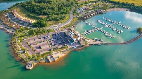 LAGOVIDA Ferienresort am Störmthaler See - Hotel-Außenansicht