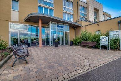 LAGOVIDA Ferienresort am Störmthaler See - Hotel-Außenansicht, Quelle: LAGOVIDA Ferienresort am Störmthaler See