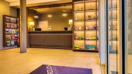 LAGOVIDA Ferienresort am Störmthaler See - Hotel-Innenansicht