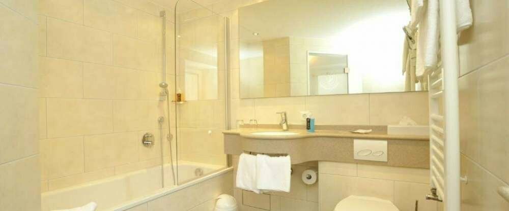 Landgut Hotel Zur Rose - Badezimmer