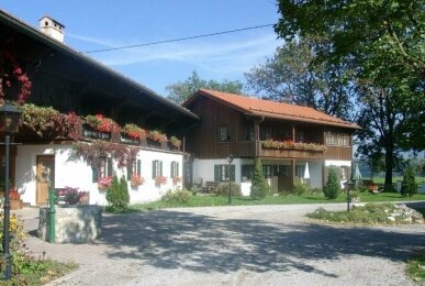 Landhotel Huberhof - Hotel-Außenansicht, Quelle: Landhotel Huberhof 