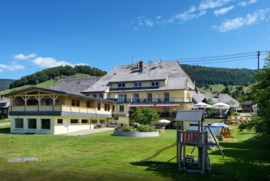 Array, Quelle: Landhotel Löwen Bernau