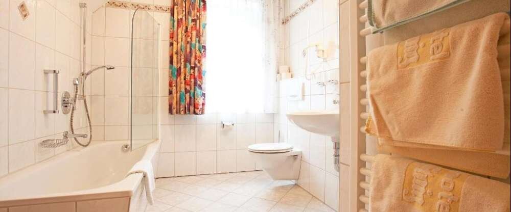 Landhotel Wittstaig - Badezimmer
