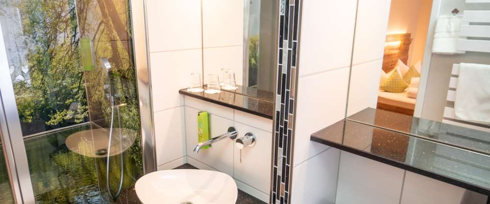 Landhotel Zur Grünen Kutte - Badezimmer