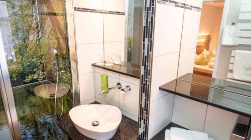 Landhotel Zur Grünen Kutte - Badezimmer