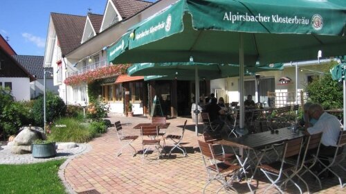 Landhotel zur Linde - Hotel-Außenansicht