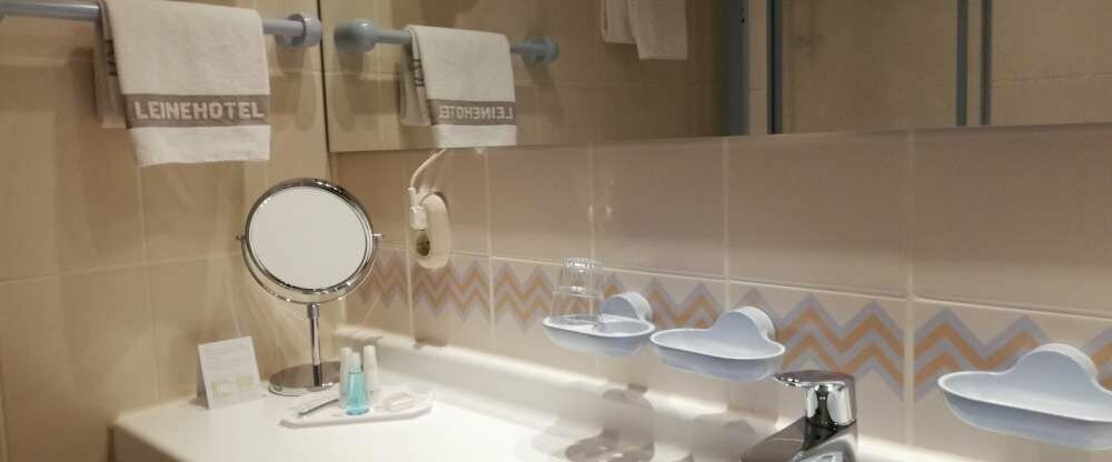 Leine Hotel - Badezimmer Comfort Zimmer