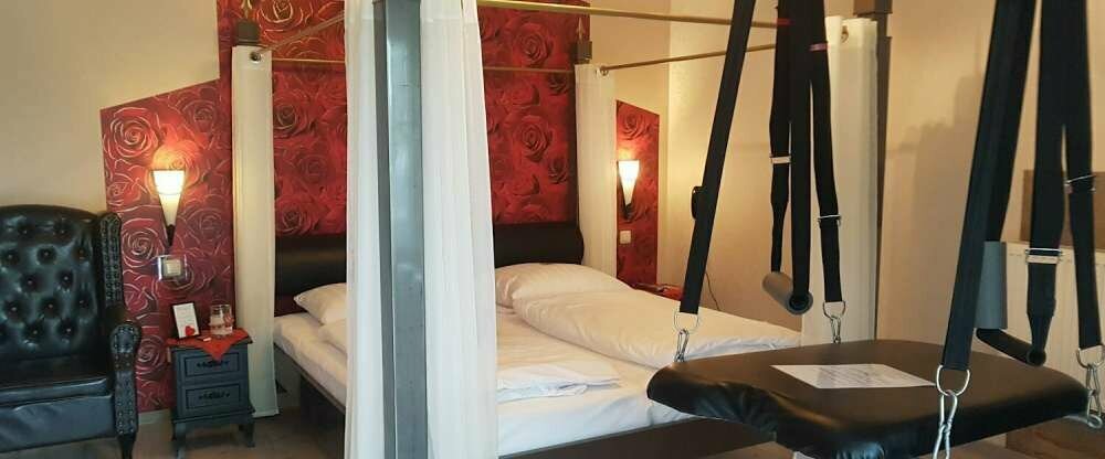 Das Himmelbett und die Liebesschaukel