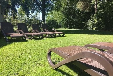 Liegewiese, Quelle: Hotel Bellevue Spa & Resort Reiterhof Wirsberg
