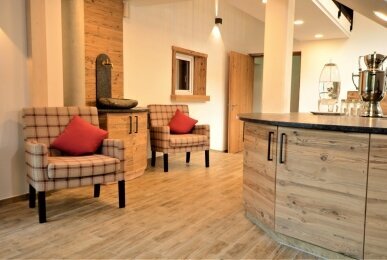 Lobby mit frischem Quellwasser, Quelle: Naturhotel Cafe Waldesruhe