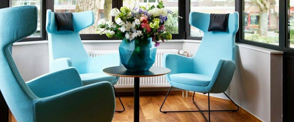 Gemütliche Sitzecke im Lobbybereich