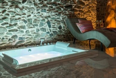 Luxxusapartment "Romantica" - Wellnessbereich, Quelle: LuxxLoft