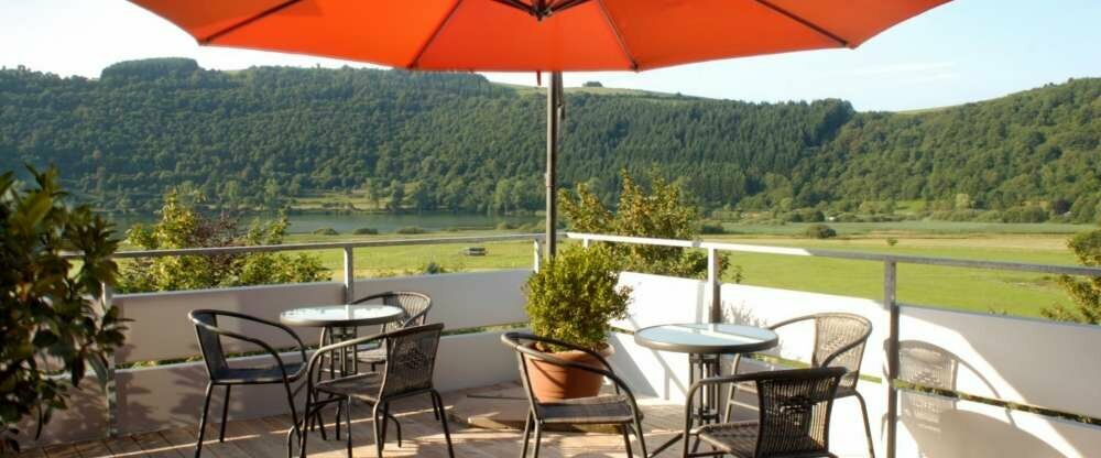 Für alle Hotelgäste - nehmen Sie sich ein Buch, ein Glas Wein oder einfach nur Zeit!