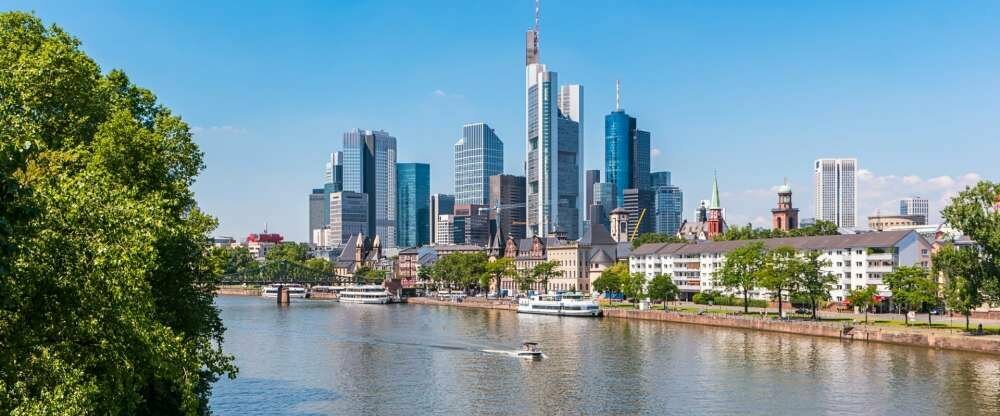mit seiner in Deutschland einzigartigen Skyline