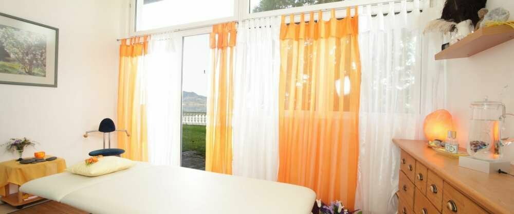 (c) Seehotel Grauer Bär