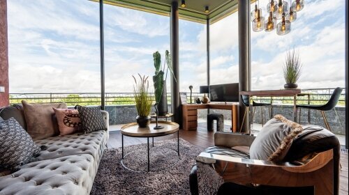 Penthouse Suite