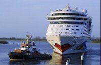 Immer einen Besuch wert, die Meyer Werft in Papenburg. Erleben Sie, wie die Ozeanriesen entstehen.