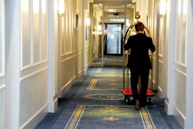 Empfang, Quelle: Roomingtons Hotel Franziskushöhe Lohr