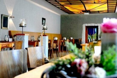 Restaurant, Quelle: Roomingtons Hotel Franziskushöhe Lohr