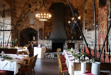 Array, Quelle: Burghotel Staufenberg