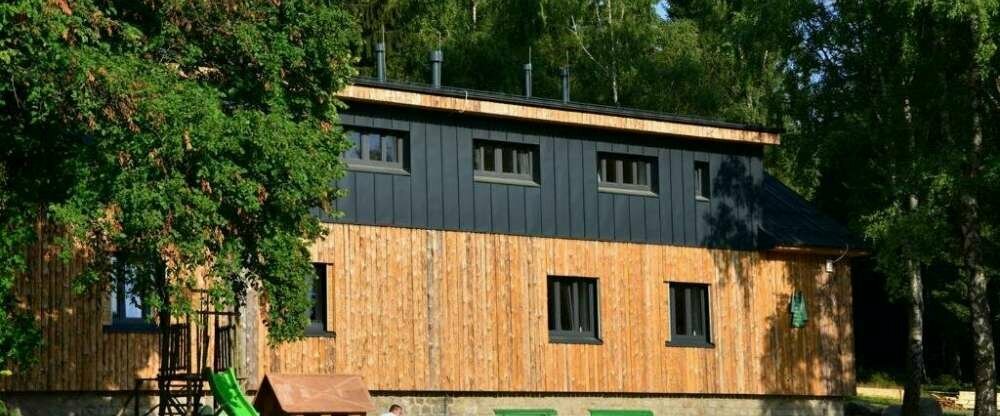 Montanie Resort - Hotel-Außenansicht