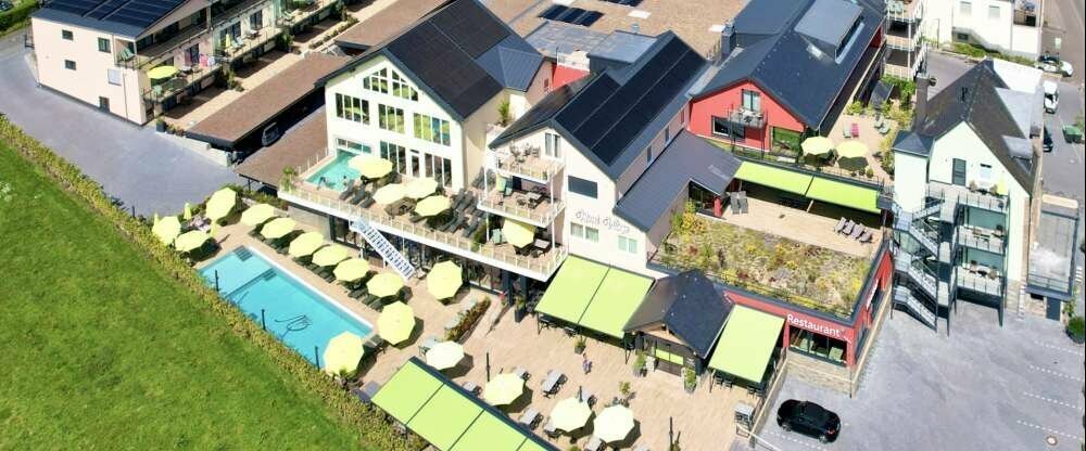 Mosel Village Resort - Hotel-Außenansicht