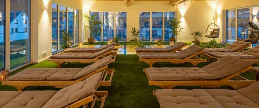 SPA- & Wellnessbereich im benachbarten Partnerhotel! Gegen zusätzliche Gebühr! Day-SPA-Tag inkl. Glas Sekt & Wellnesssalat für Moselstern-Hotelgäste 29,- € p.P.!